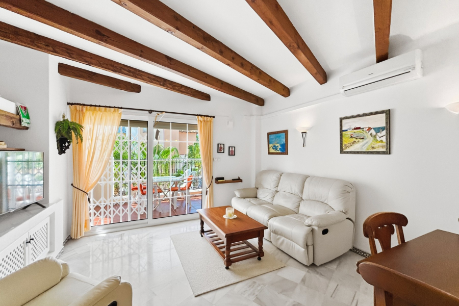 Resale - Apartment/Bungalow - Torrevieja  - Los Locos
