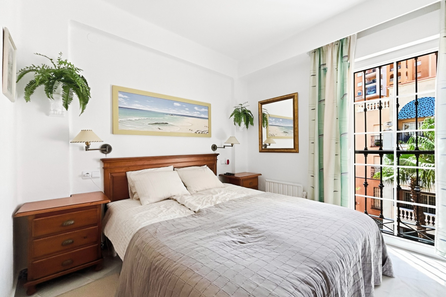 Resale - Apartment/Bungalow - Torrevieja  - Los Locos