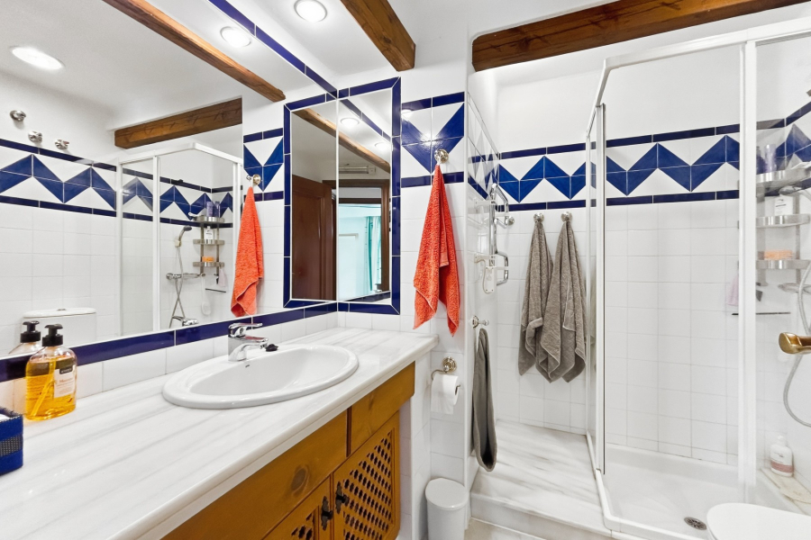 Resale - Apartment/Bungalow - Torrevieja  - Los Locos