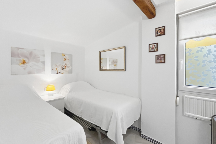 Resale - Apartment/Bungalow - Torrevieja  - Los Locos