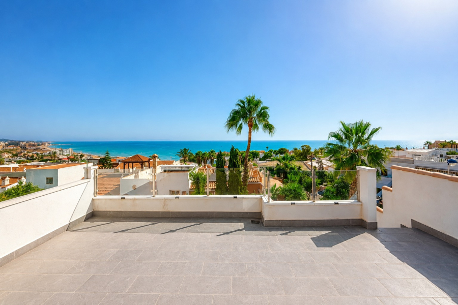 Resale - Radhus / Duplex - Torrevieja  - La Mata