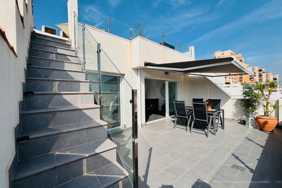 Resale - Radhus / Duplex - Torrevieja  - La Mata