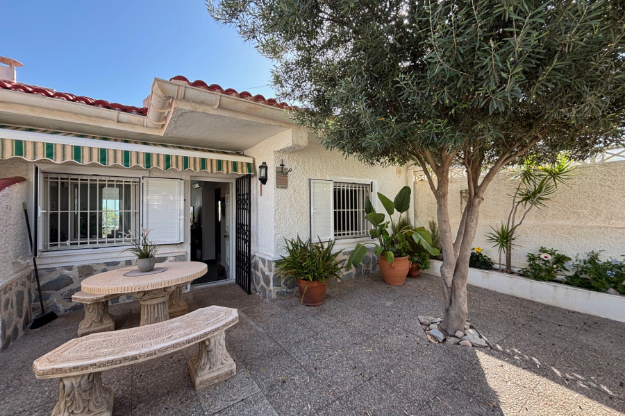 Resale - Radhus / Duplex - Torrevieja  - La Mata