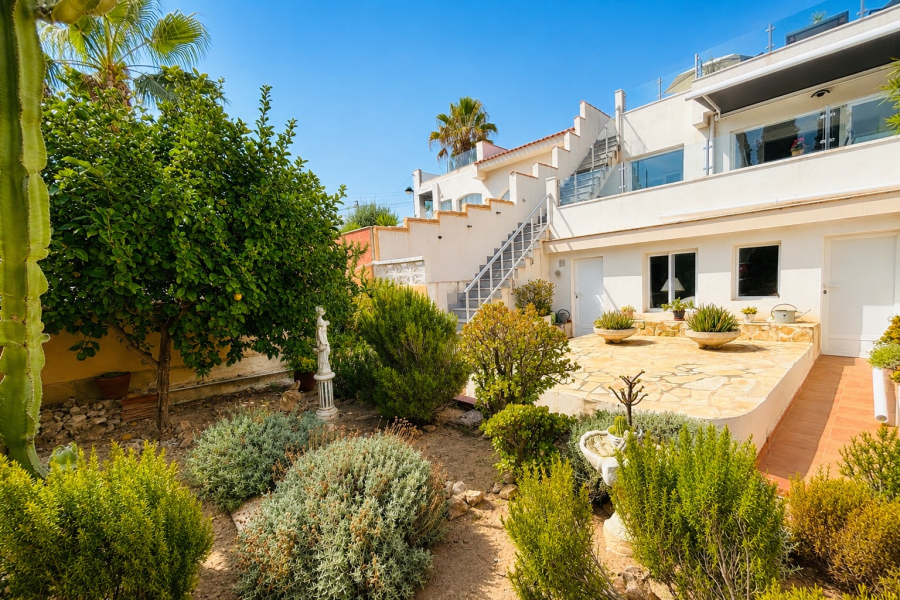 Resale - Radhus / Duplex - Torrevieja  - La Mata