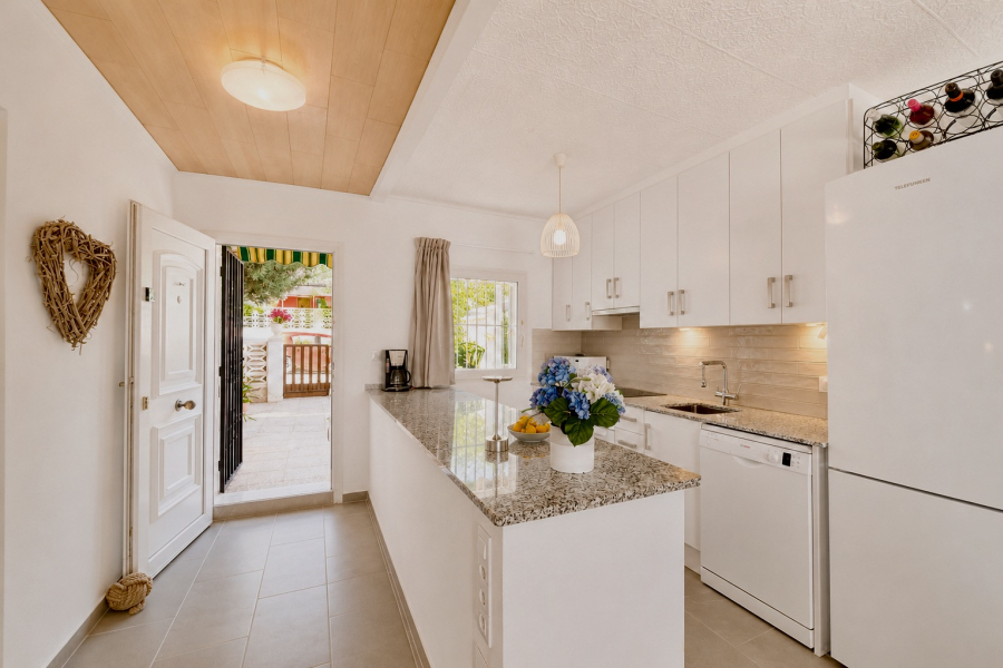 Resale - Radhus / Duplex - Torrevieja  - La Mata