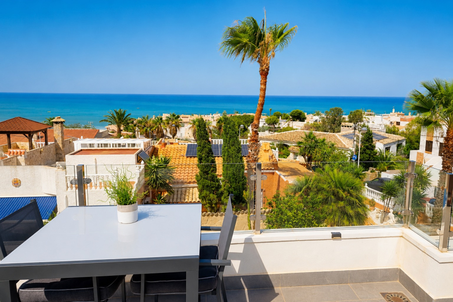 Resale - Radhus / Duplex - Torrevieja  - La Mata
