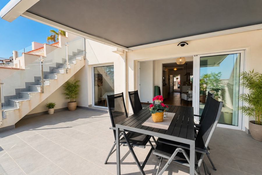 Resale - Radhus / Duplex - Torrevieja  - La Mata