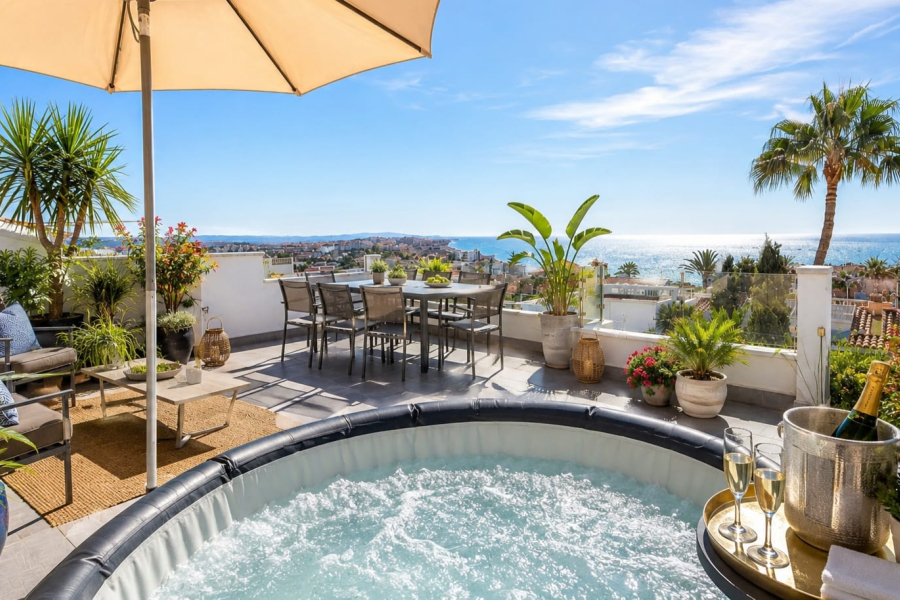 Resale - Duplex / Adosado - Torrevieja  - La Mata
