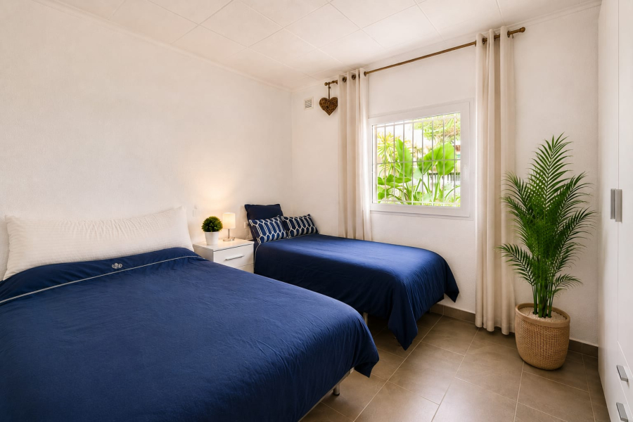 Resale - Duplex / Adosado - Torrevieja  - La Mata