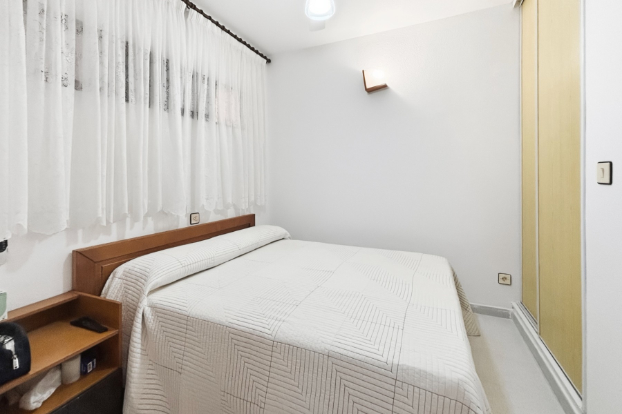 Resale - Lägenhet / Bungalow  - Torrevieja  - Lomas del Mar