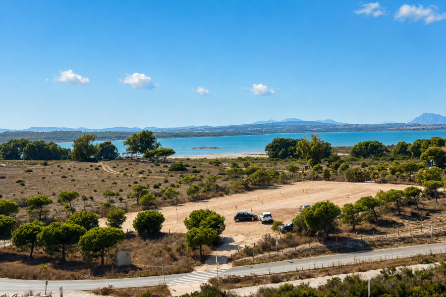 Resale - Apartment/Bungalow - Torrevieja  - La Mata