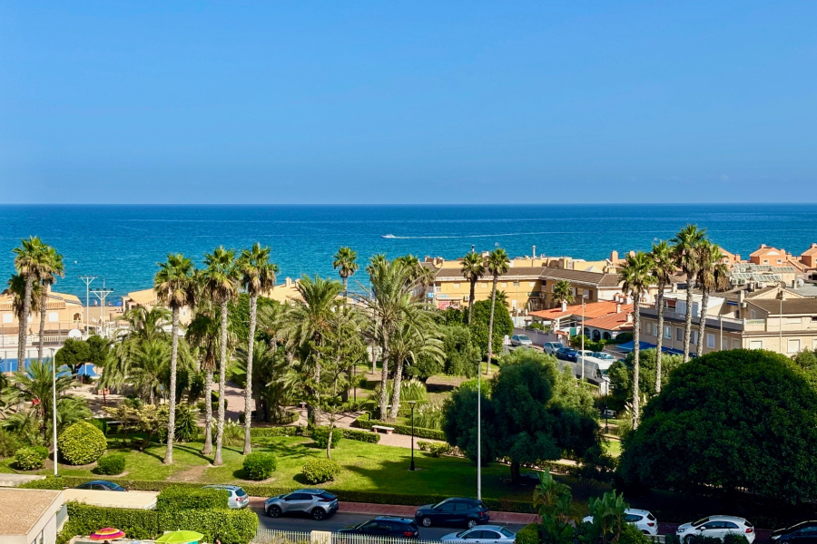 Resale - Apartment/Bungalow - Torrevieja  - La Mata