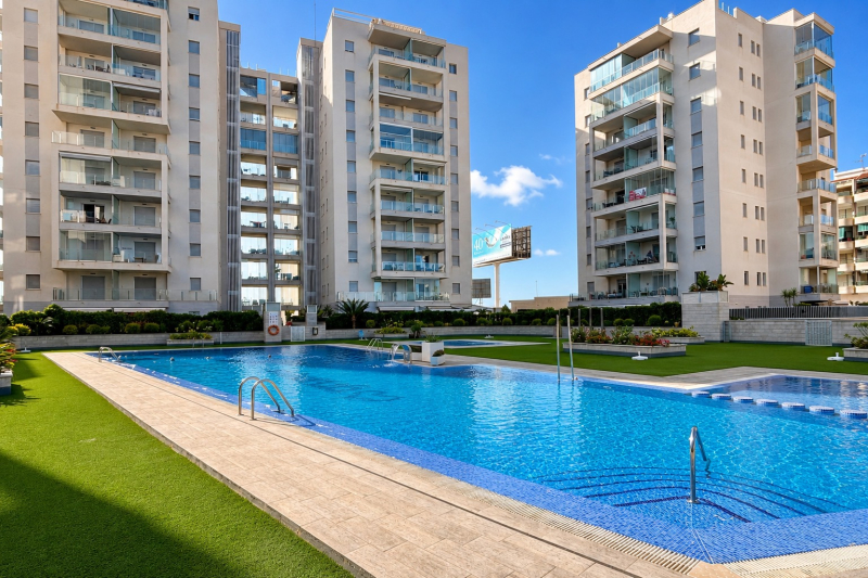 Apartment/Bungalow - Resale - Torrevieja  - La Mata