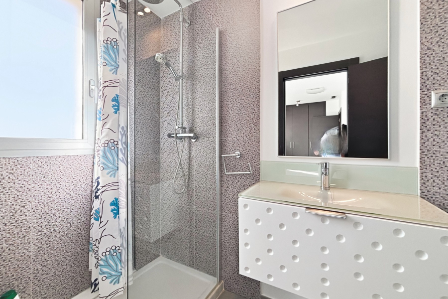 Resale - Apartment/Bungalow - Torrevieja  - La Mata
