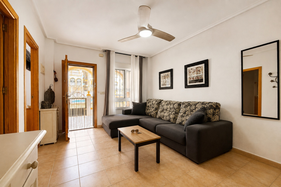 Resale - Apartment/Bungalow - Torrevieja  - Molino Blanco