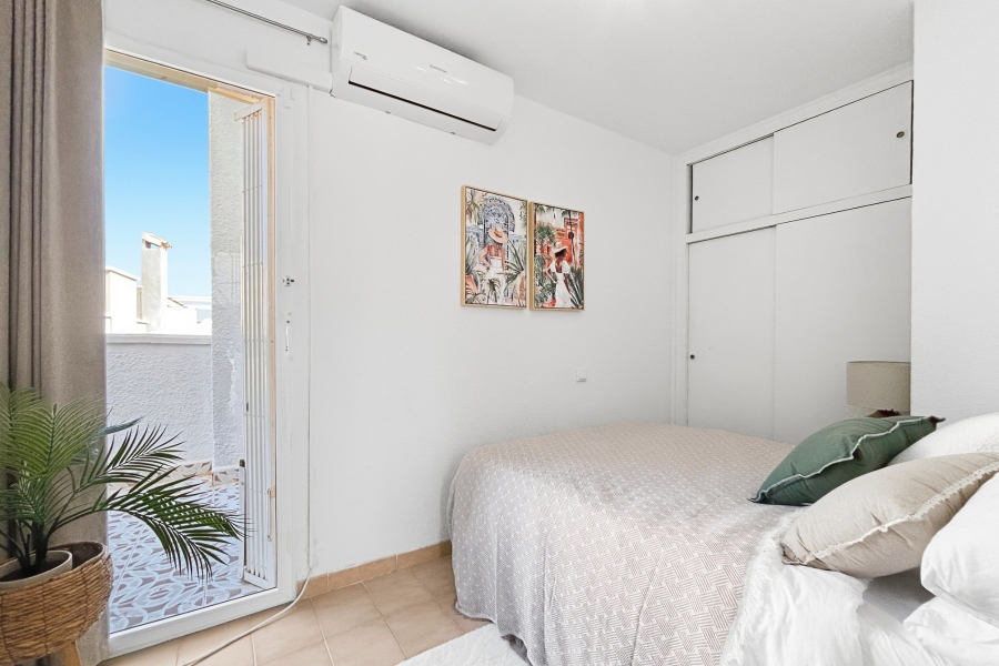 Z drugiej ręki - Szeregowiec - Torrevieja  - La Mata
