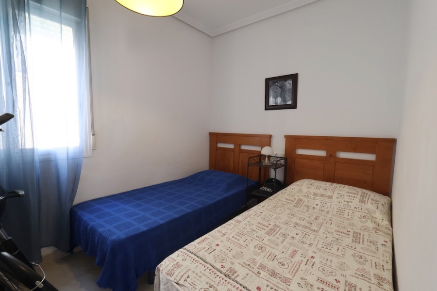 Resale - Apartment/Bungalow - Torrevieja  - Aguas Nuevas