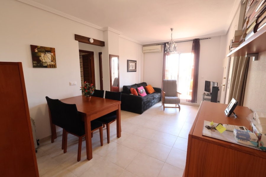 Resale - Apartment/Bungalow - Torrevieja  - Aguas Nuevas