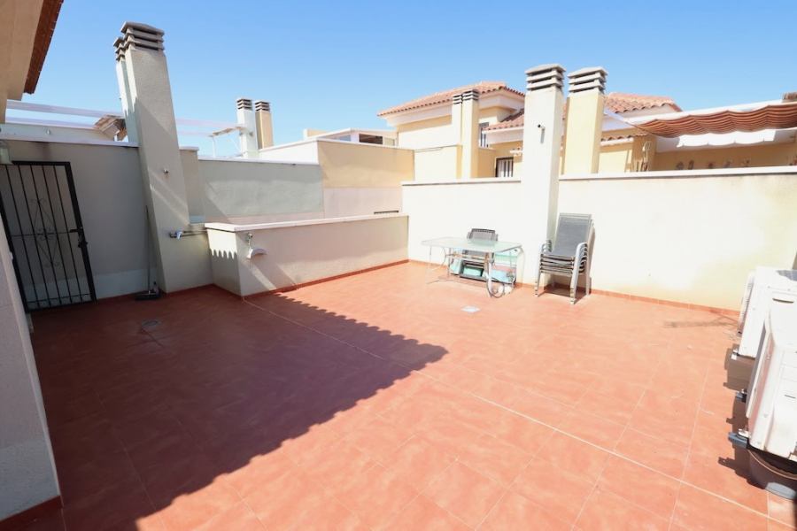 Resale - Apartment/Bungalow - Torrevieja  - Aguas Nuevas