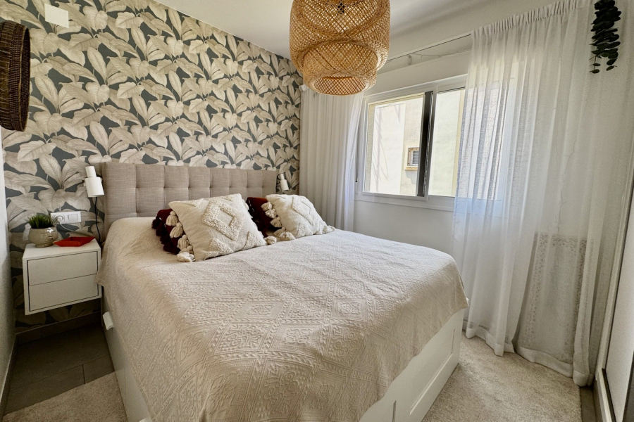 Resale - Lägenhet / Bungalow  - Torrevieja  - Aguas Nuevas