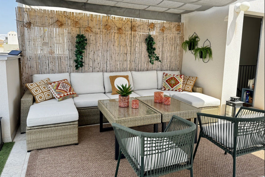 Resale - Lägenhet / Bungalow  - Torrevieja  - Aguas Nuevas