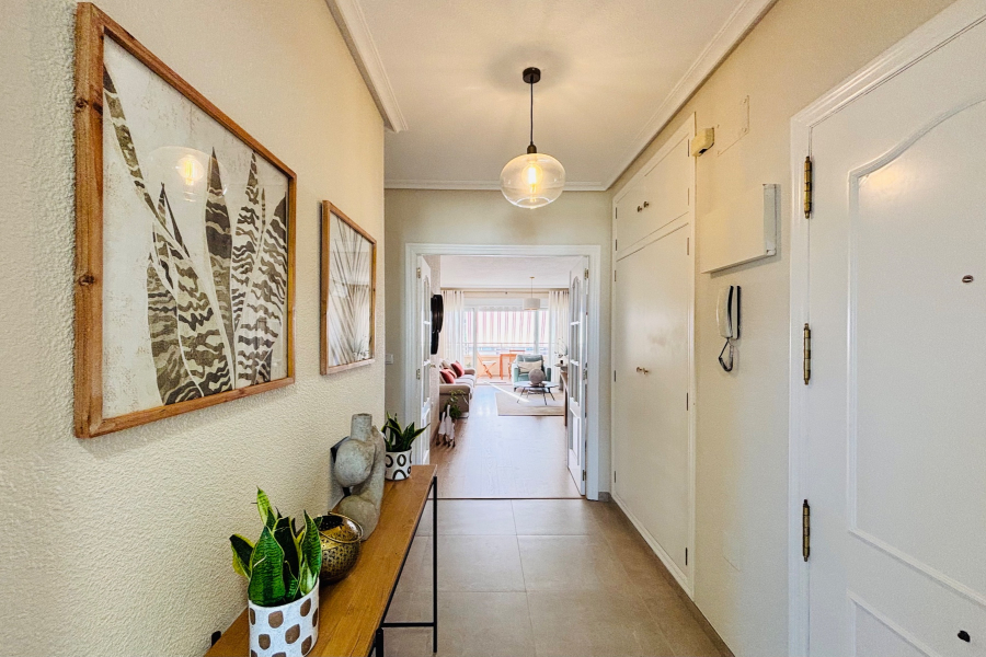 Resale - Lägenhet / Bungalow  - Alicante - Arenales del Sol