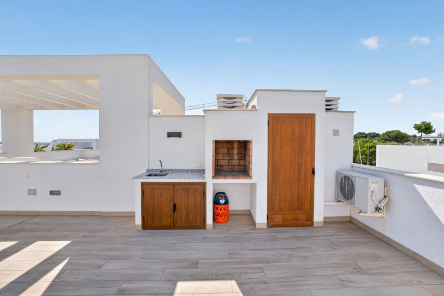 Resale - Lägenhet / Bungalow  - Torrevieja  - Los Balcones