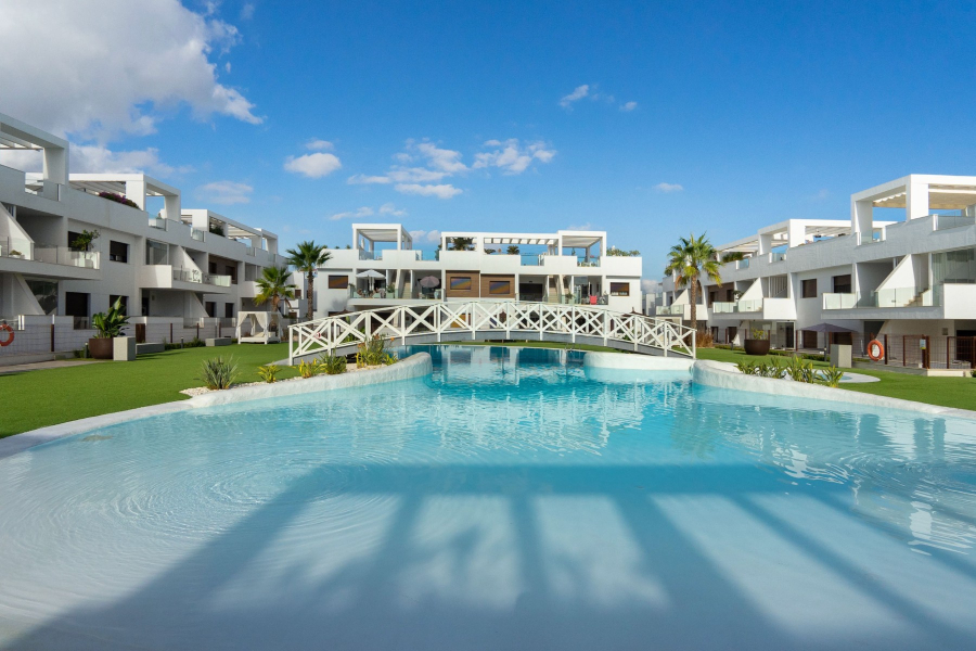 Resale - Lägenhet / Bungalow  - Torrevieja  - Los Balcones