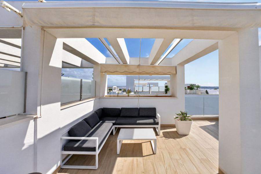 Resale - Lägenhet / Bungalow  - Torrevieja  - Los Balcones