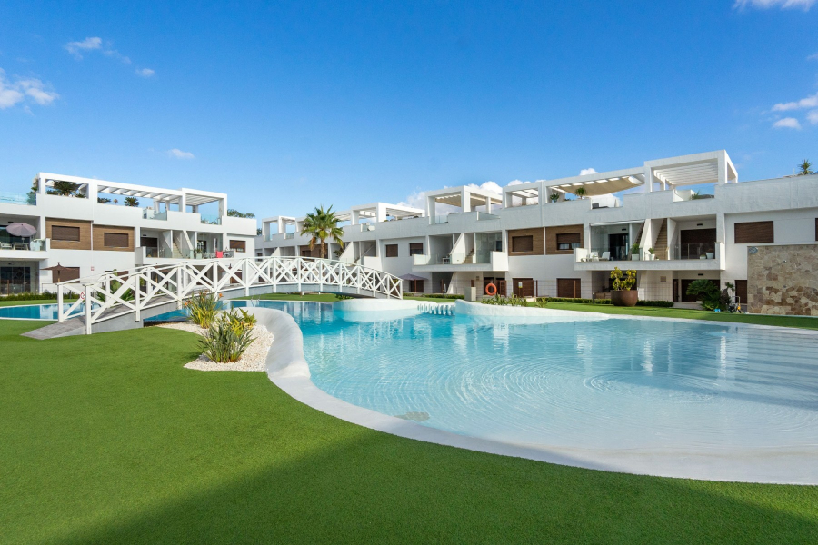Resale - Lägenhet / Bungalow  - Torrevieja  - Los Balcones