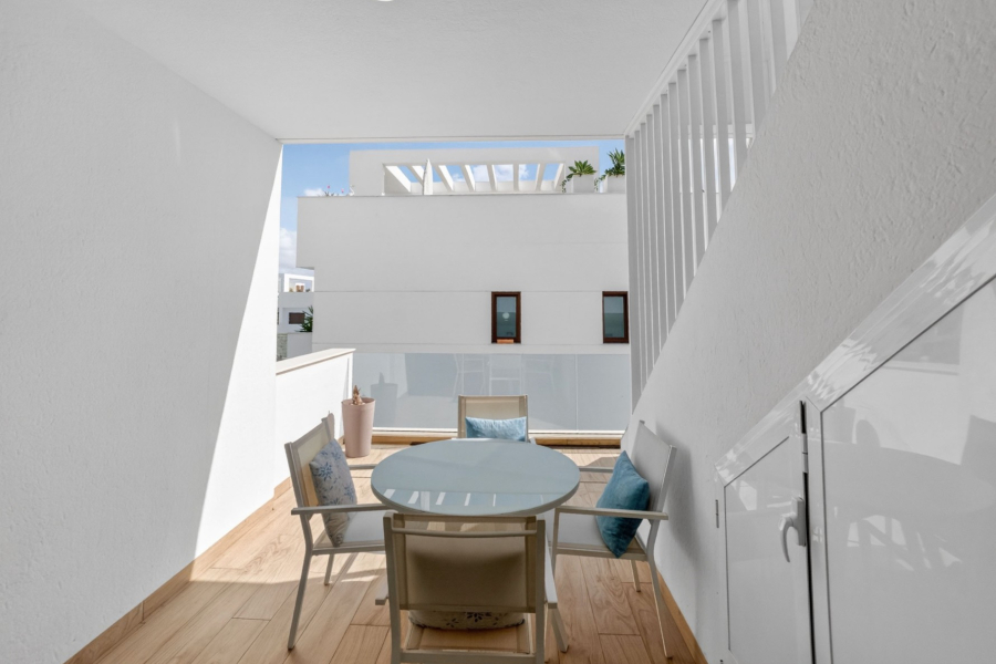 Resale - Lägenhet / Bungalow  - Torrevieja  - Los Balcones