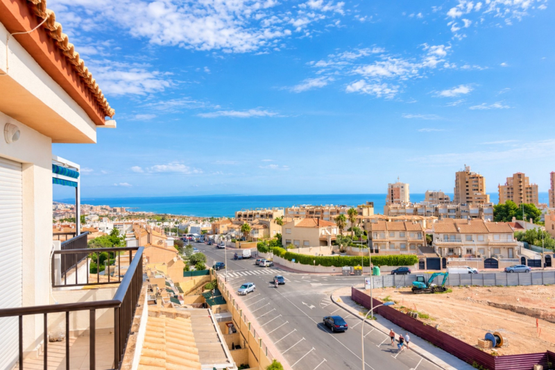 Lägenhet / Bungalow  - Resale - Torrevieja  - Aguas Nuevas
