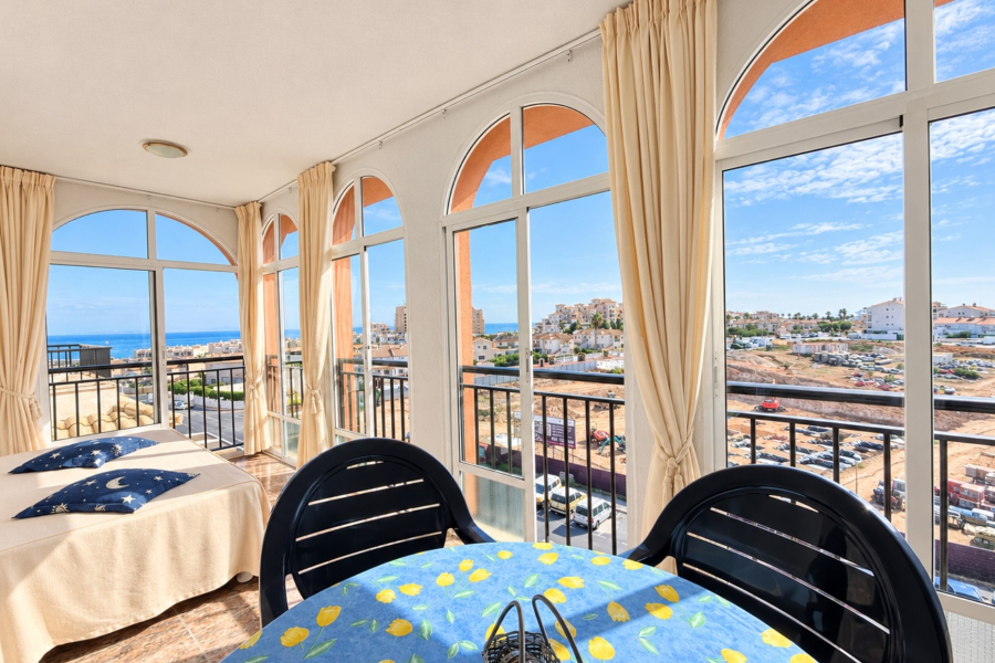 Resale - Apartment/Bungalow - Torrevieja  - Aguas Nuevas