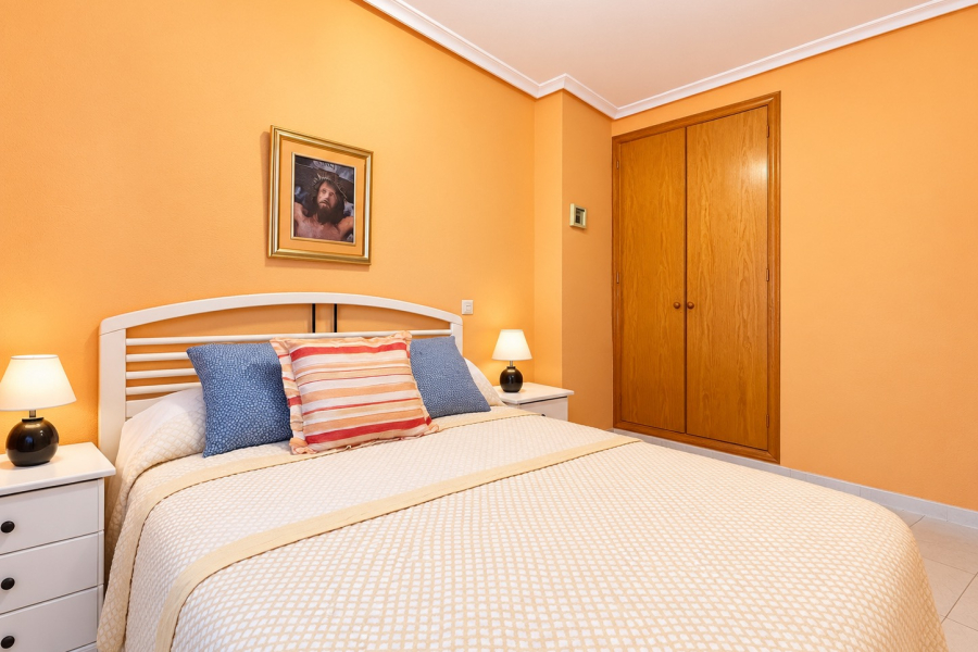 Resale - Apartment/Bungalow - Torrevieja  - La Mata