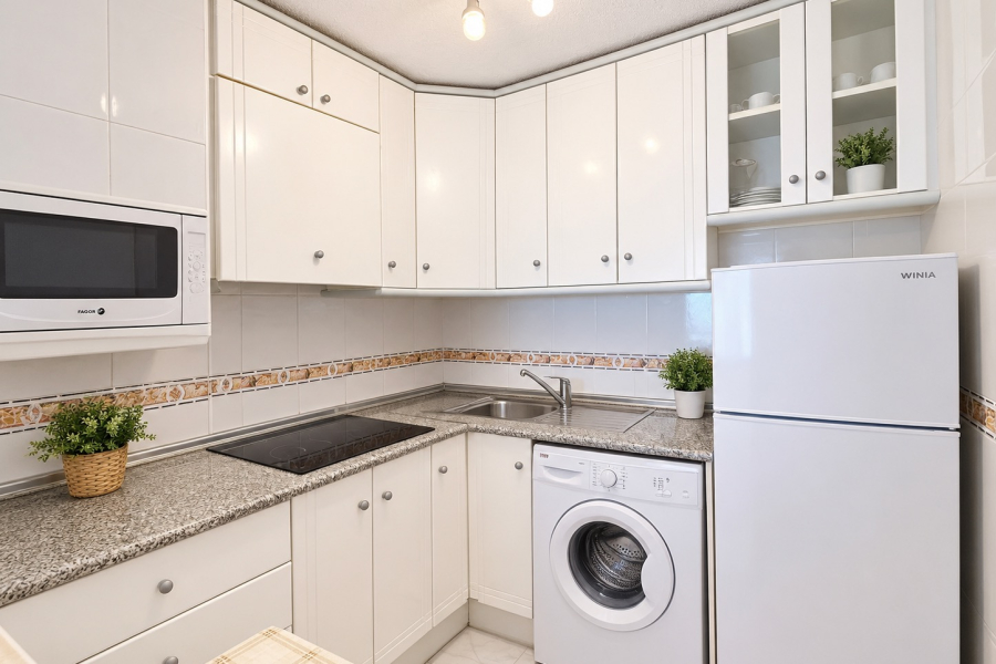 Resale - Apartment/Bungalow - Torrevieja  - La Mata