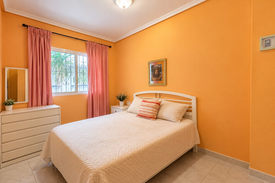 Resale - Apartment/Bungalow - Torrevieja  - La Mata