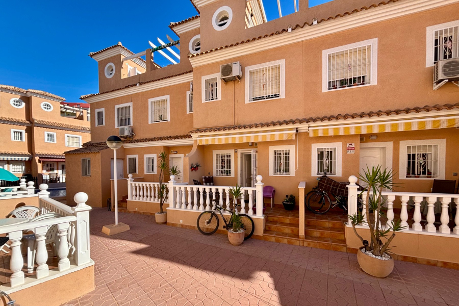 Resale - Lägenhet / Bungalow  - Guardamar del Segura
