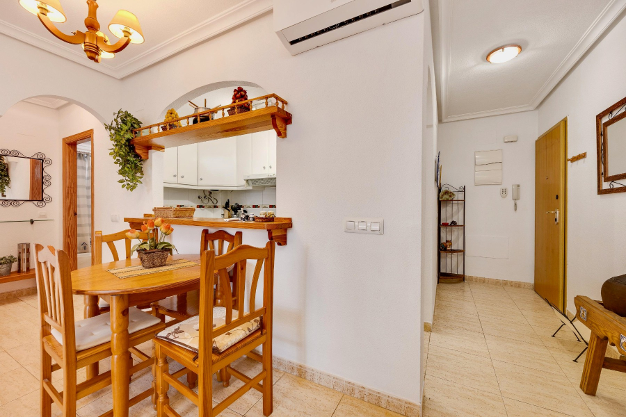 Pārdošana pēc lietošanas - Dzīvoklis/Bungalo - Torrevieja  - La Mata