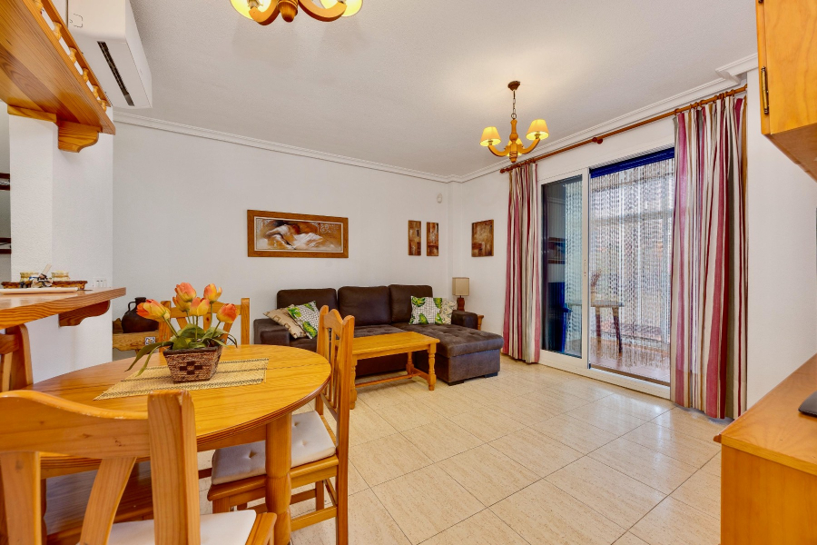Pārdošana pēc lietošanas - Dzīvoklis/Bungalo - Torrevieja  - La Mata