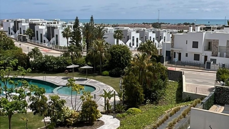 Lägenhet / Bungalow  - Resale - Torrevieja  - Los Altos