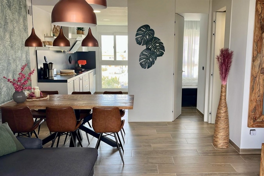 Resale - Lägenhet / Bungalow  - Torrevieja  - Los Altos
