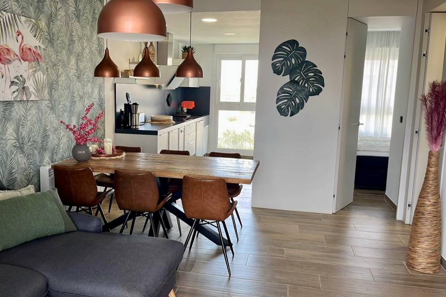 Resale - Lägenhet / Bungalow  - Torrevieja  - Los Altos