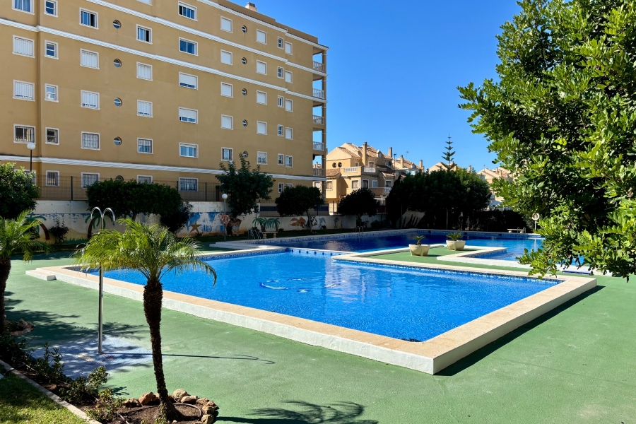 Вторичный рынок - Квартира/Бунгало - Torrevieja  - La Mata