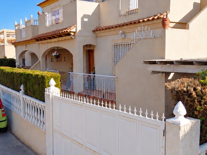 Resale - Duplex / Adosado - Torrevieja  - Torre del Moro