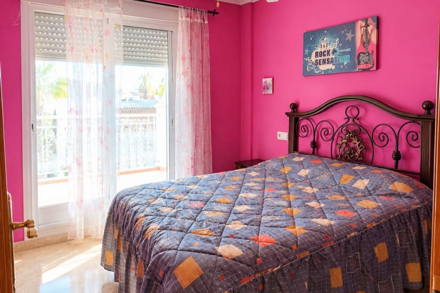 Resale - Duplex / Adosado - Torrevieja  - Torre del Moro